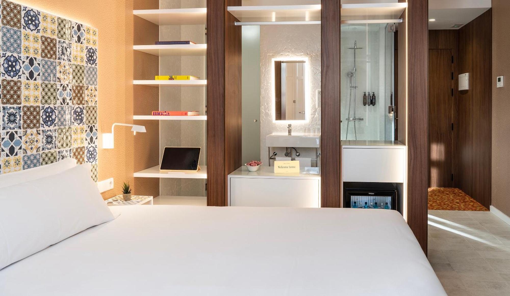 Axel Hotel Valencia - Adults Only Exterior photo